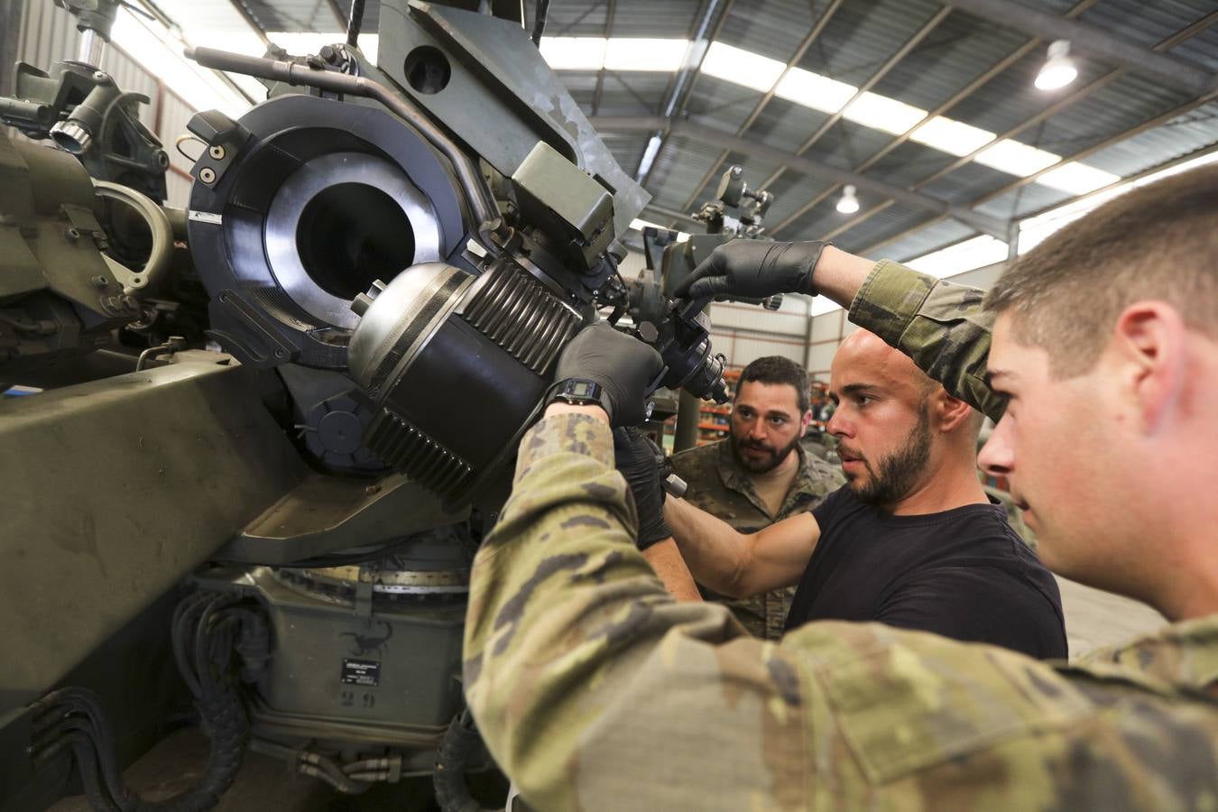 Los ojos del Ejército que vigilan el Estrecho